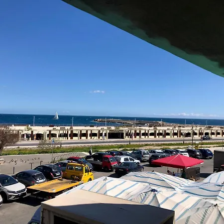 Delos E Artemide Apartment Syracuse
